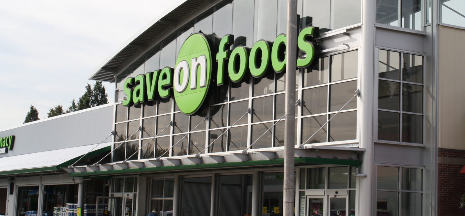 Save-On-Foods teams and stores recognized at 2017 Grocery Innovations Canada Conference